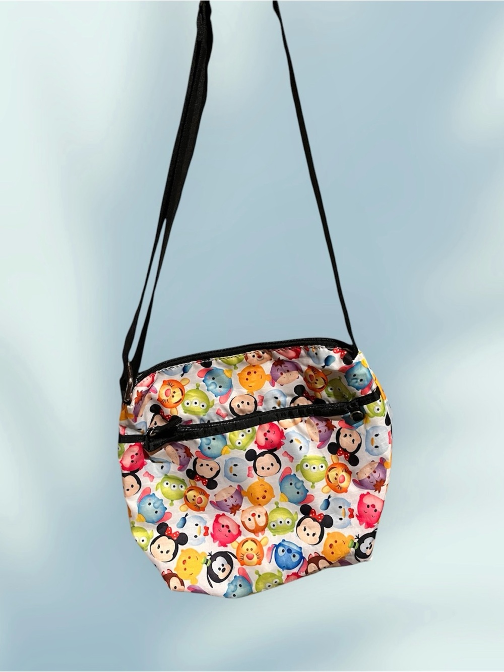 Disney Purse Tsum Tsum Disney Store Vinyl Zipper Adjustable Crossbody